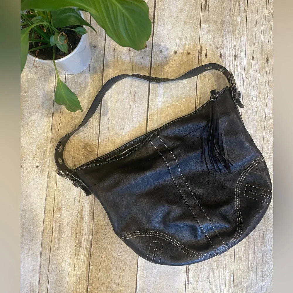 COACH Black Leather Shoulder Bag - Picture 10 of 14